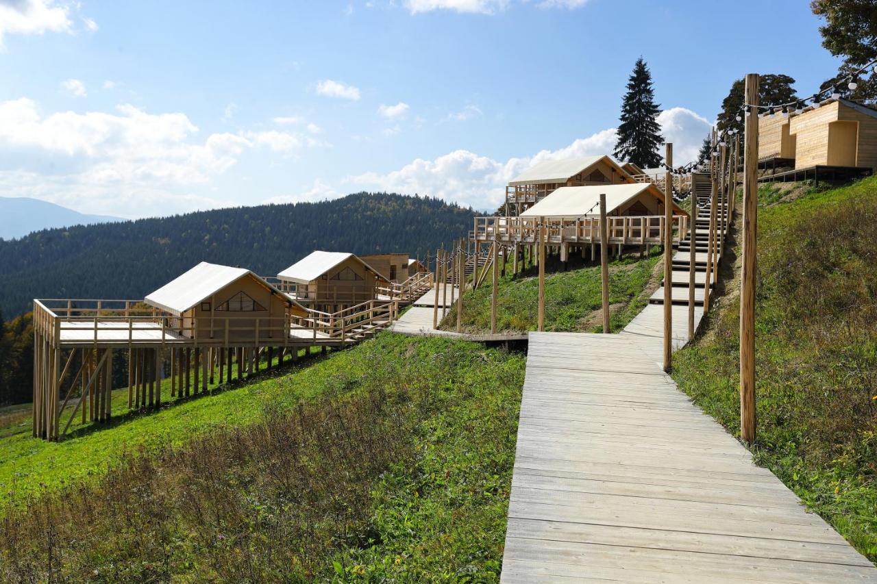Bukovel Glamping Hotel Exterior photo