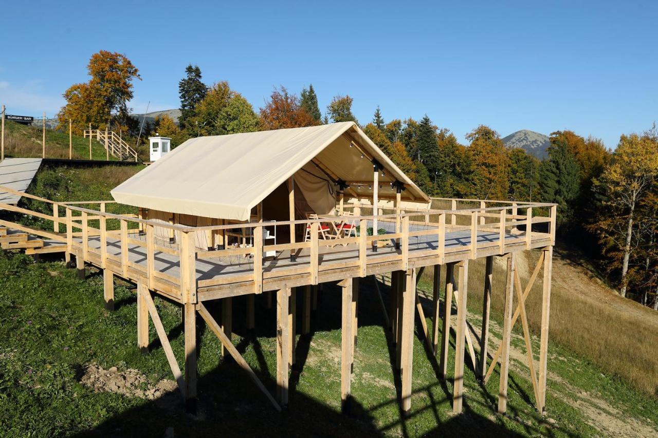 Bukovel Glamping Hotel Exterior photo